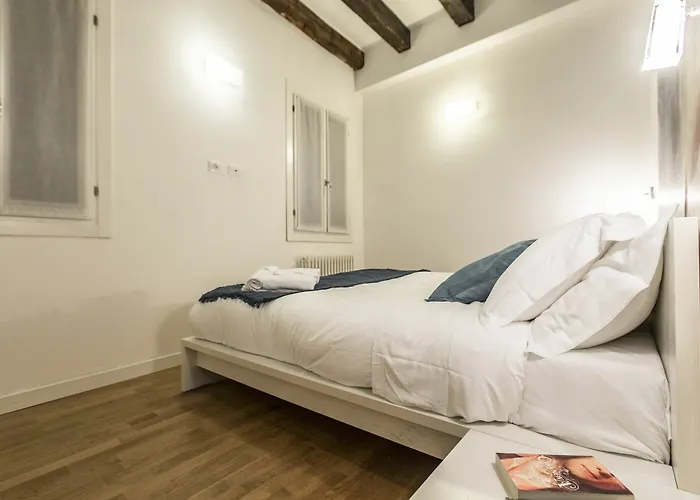 Arsenale Design Apartment R&R